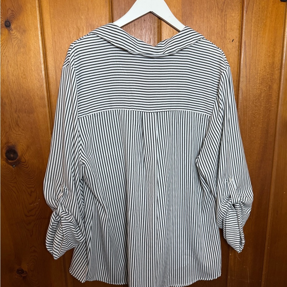 Massini Black and White Vertical Striped Blouse